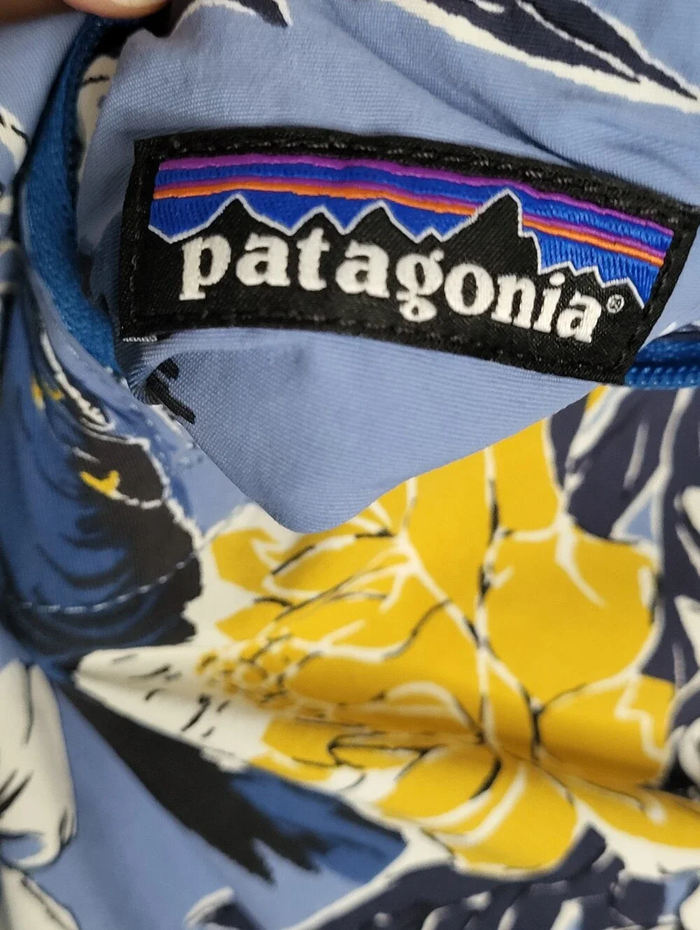 Patagonia Stretch Planing Floral Board Shorts Blue Yellow Mens 35 Surf Swim